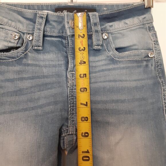 Stella In Dreams Women's Mid Rise Boot Cut Jeans Embroidered Size 1/25 - Picture 10 of 11